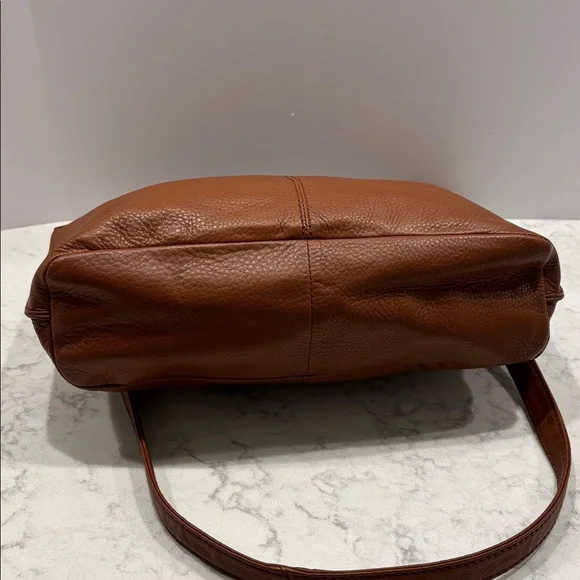 HOBO Pier Shoulder Bag purse in Brown Tan Pebbled Leather - Picture 10 of 12